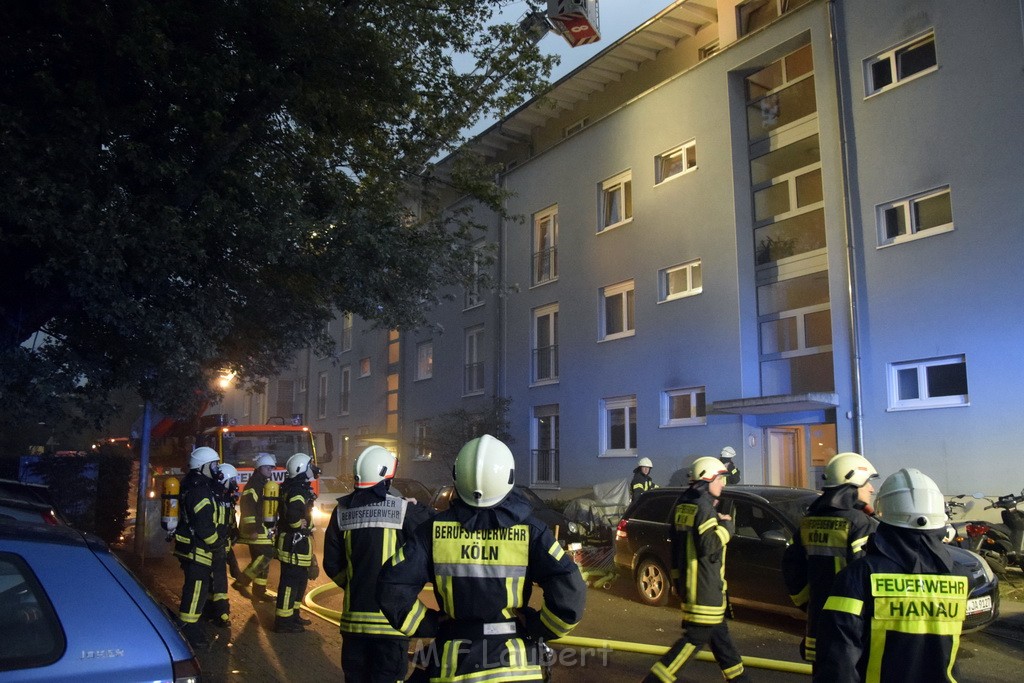 Feuer 2 Y Kellerbrand Koeln Ostheim Ruppinerstr P050.JPG - Miklos Laubert